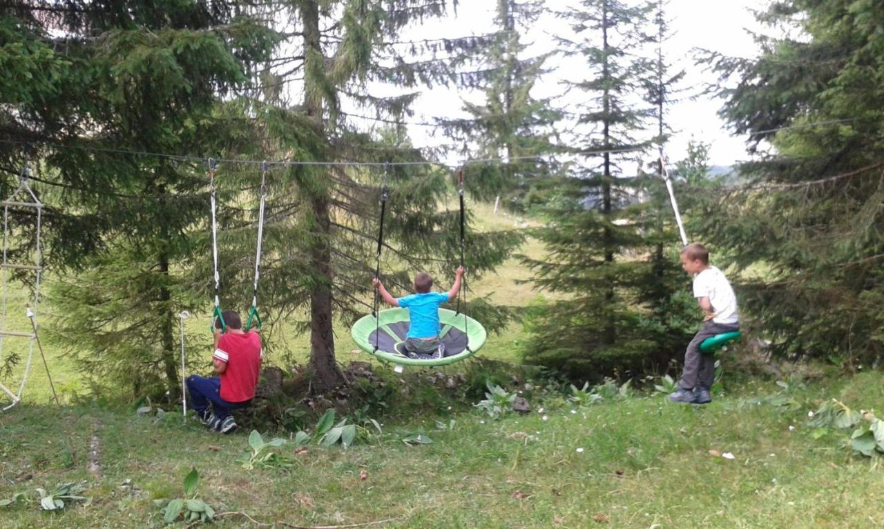 Gites Tre Le Grenier Les Moussieres Extérieur photo